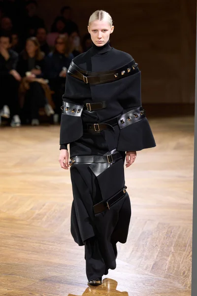 Look 36